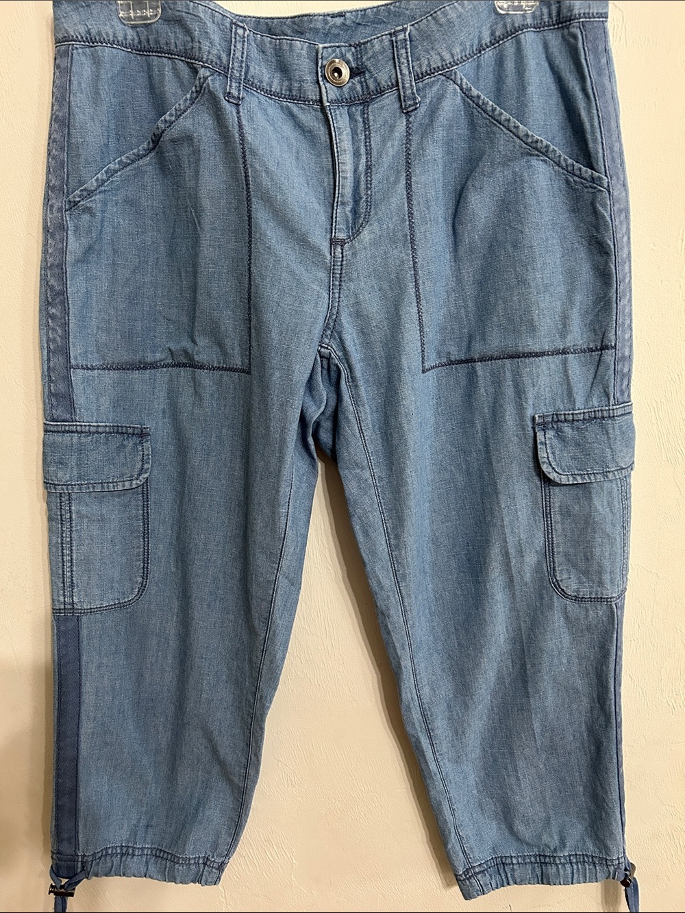 Time & Tru Relaxed Light Blue Women Capri Pants - Casual Utility Fit Size 10